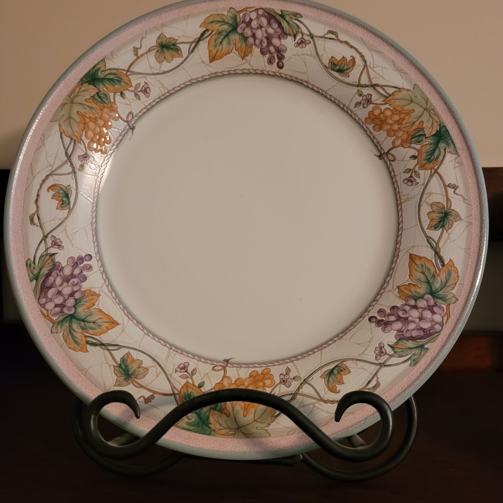 Noritake Napa Vines  Plate with Purple and Orange Accents